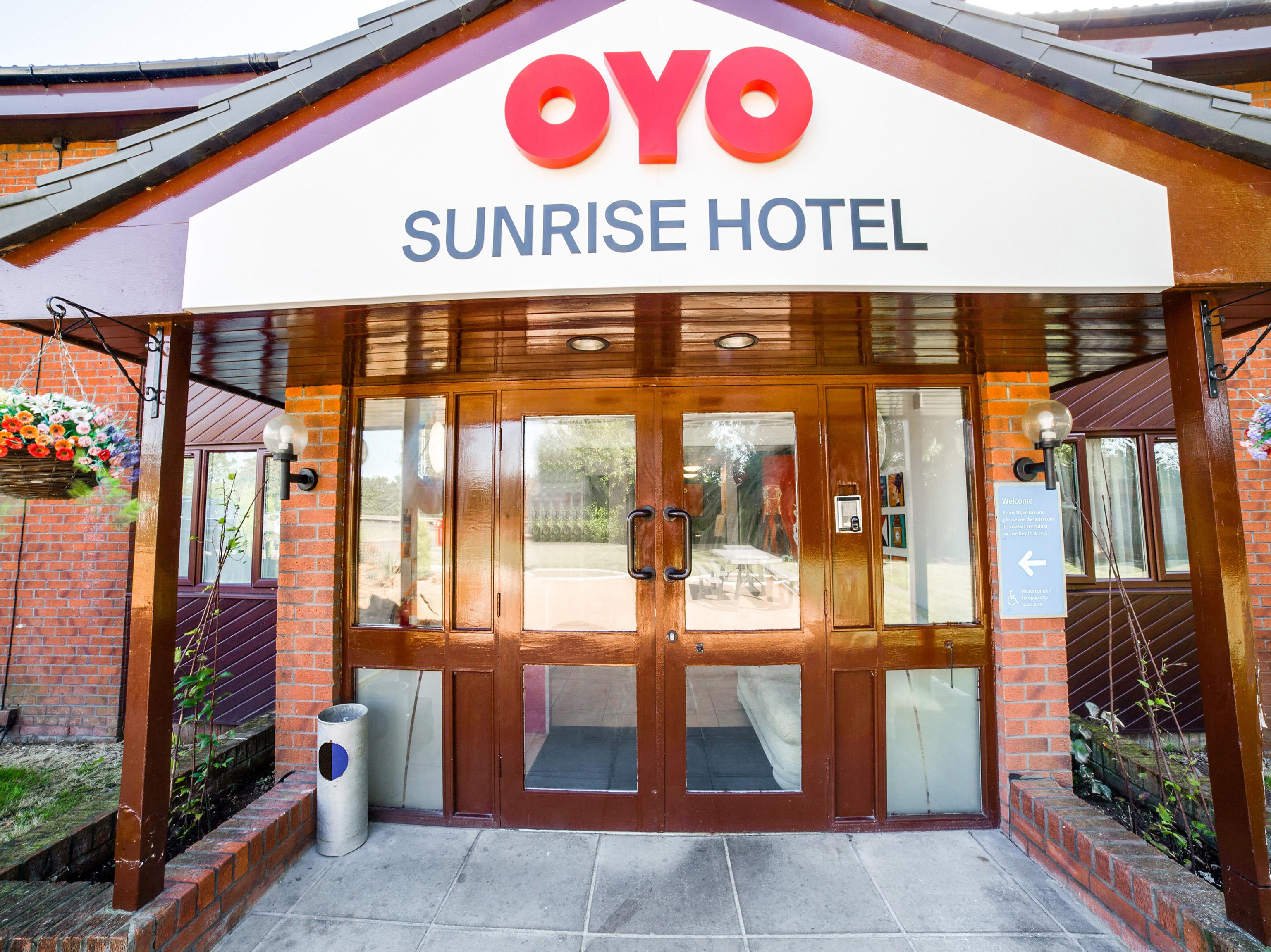 Oyo Sunrise Hotel, A46 N Leicester Thrussington Exterior photo