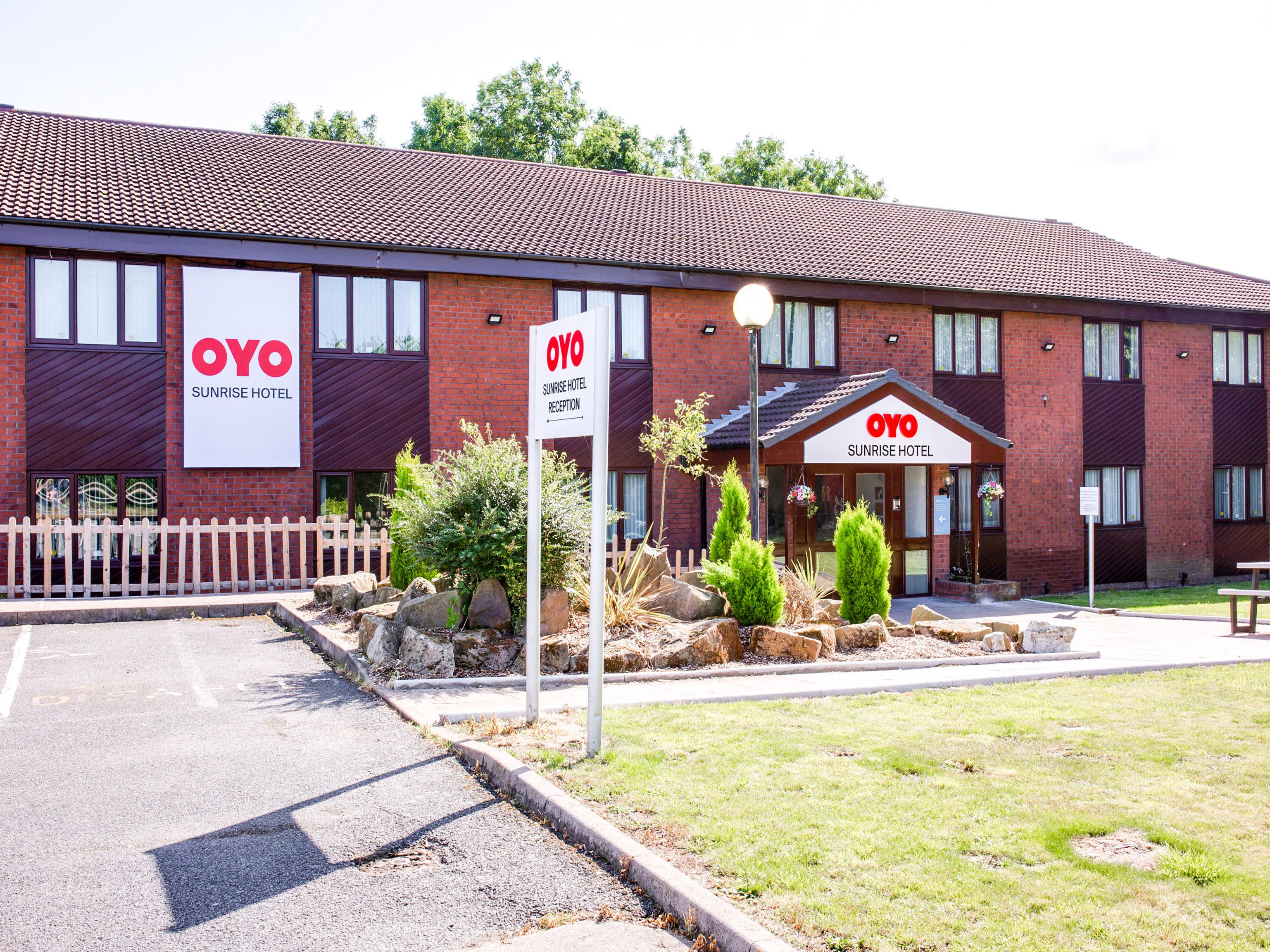 Oyo Sunrise Hotel, A46 N Leicester Thrussington Exterior photo